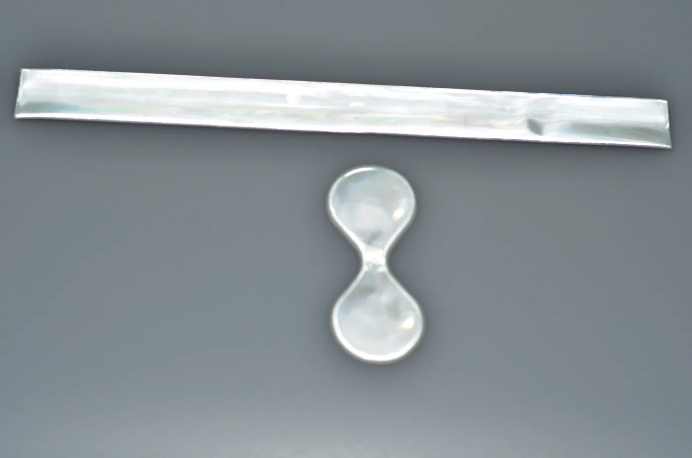 Fotoluminiscenčné reflexné pásky